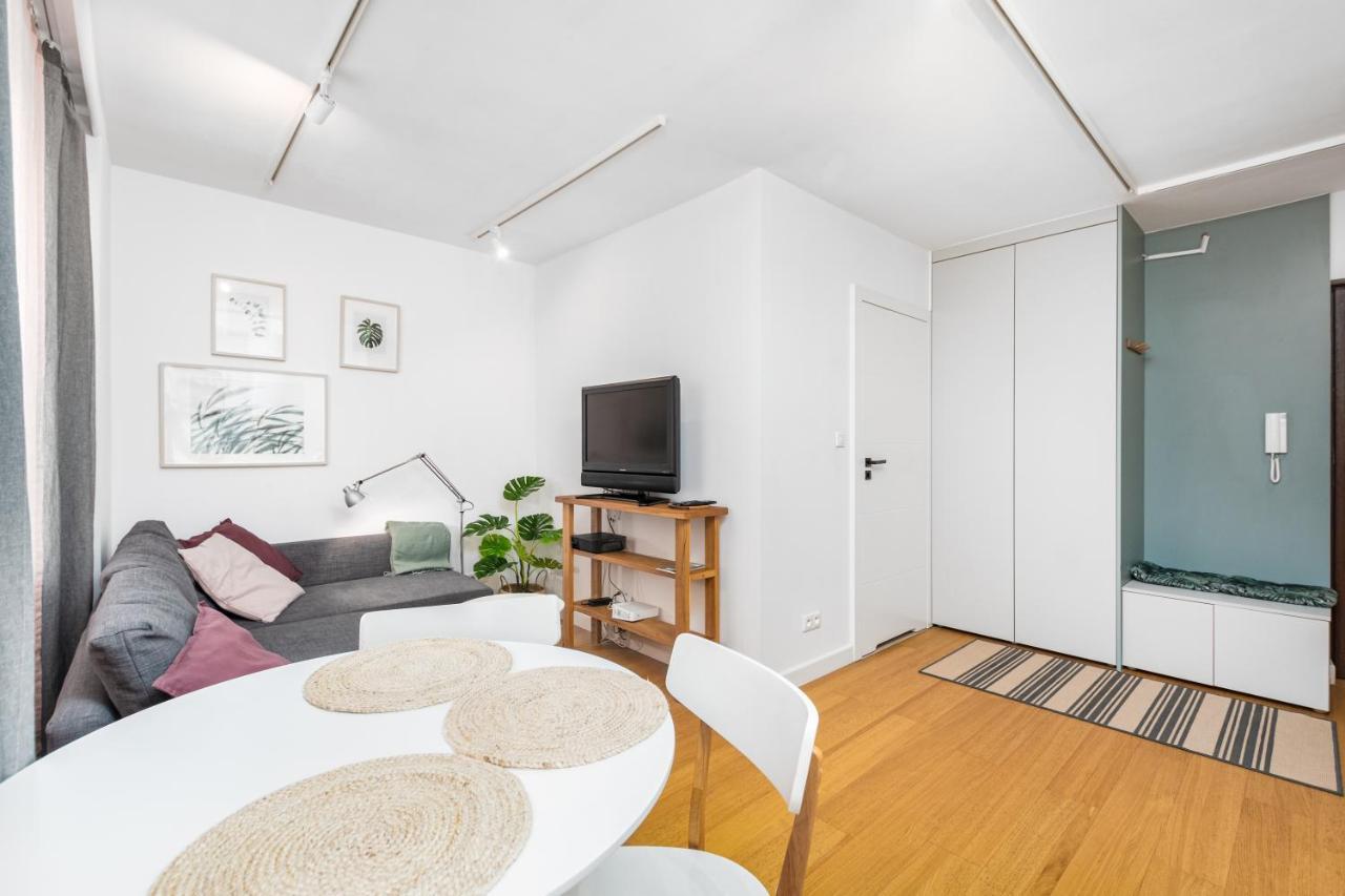 Hoza 36 By Homeprime Warsaw Exterior photo